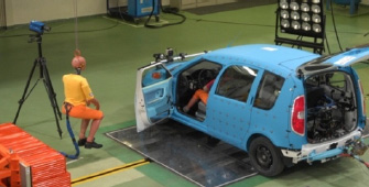 Moderní historie Crash testů Moderní historie Crash testů